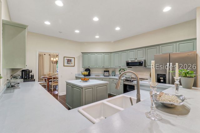 4 Crosstide Ln, Bluffton, SC 29910
