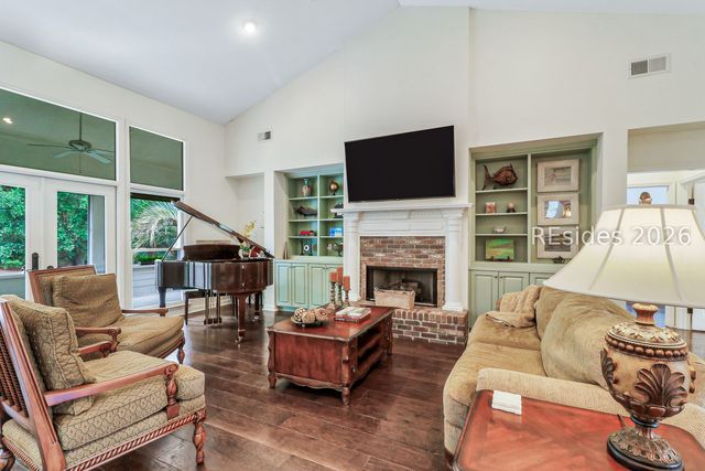 4 Crosstide Ln, Bluffton, SC 29910