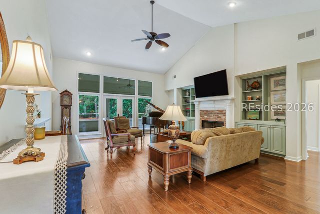 4 Crosstide Ln, Bluffton, SC 29910