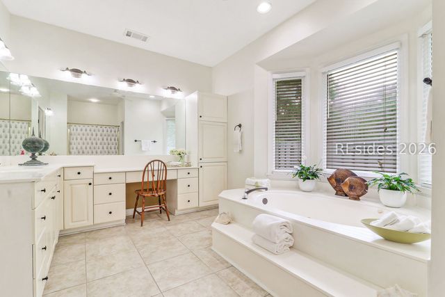 4 Crosstide Ln, Bluffton, SC 29910