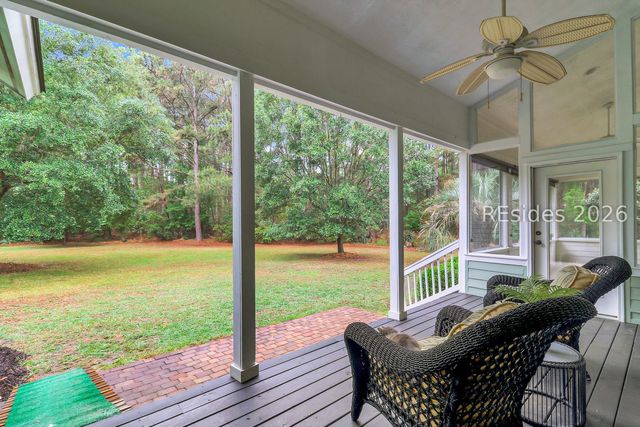4 Crosstide Ln, Bluffton, SC 29910