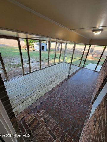 4338 Grifton Hugo Road, Grifton, NC 28530