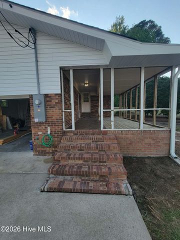 4338 Grifton Hugo Road, Grifton, NC 28530