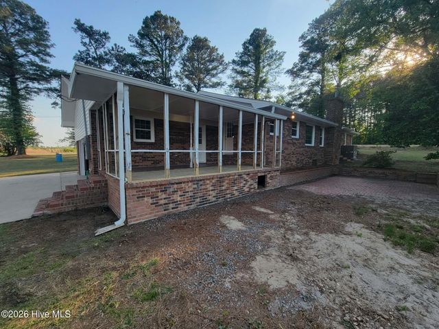 4338 Grifton Hugo Road, Grifton, NC 28530