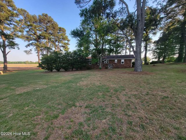 4338 Grifton Hugo Road, Grifton, NC 28530