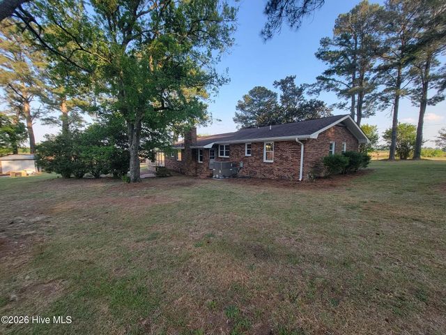 4338 Grifton Hugo Road, Grifton, NC 28530