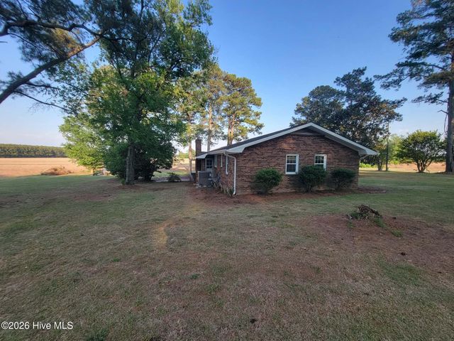 4338 Grifton Hugo Road, Grifton, NC 28530