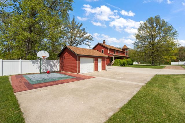 1062 Birch Trail Drive, Chesterton, IN 46304