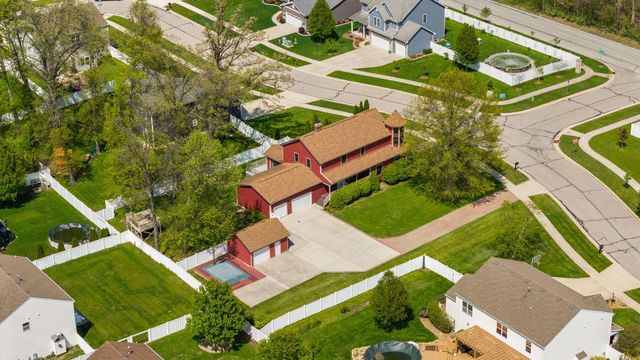 1062 Birch Trail Drive, Chesterton, IN 46304