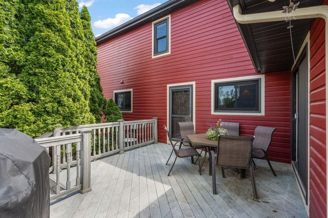 1062 Birch Trail Drive, Chesterton, IN 46304