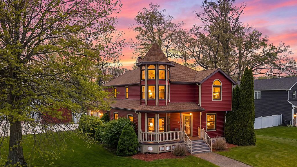 1062 Birch Trail Drive, Chesterton, IN 46304