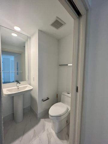 801 S Miami Ave 2203, Miami, FL 33130