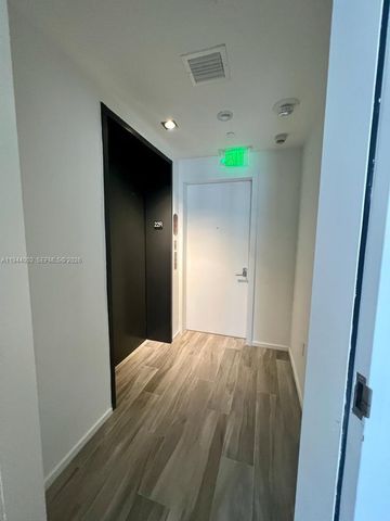 801 S Miami Ave 2203, Miami, FL 33130