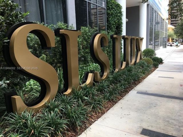 801 S Miami Ave 2203, Miami, FL 33130