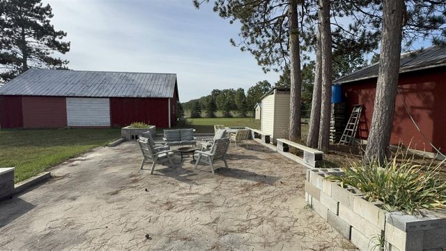 5389 Caberfae Highway, Manistee, MI 49660