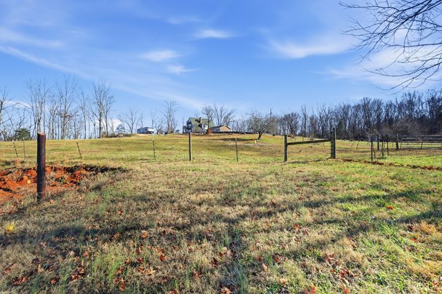 2160 Cedar Grove Rd, Lebanon, TN 37087