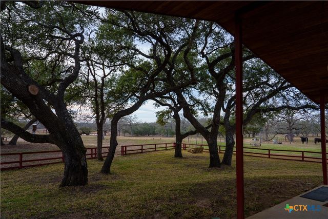 104 Longhorn Road, Stockdale, TX 78160