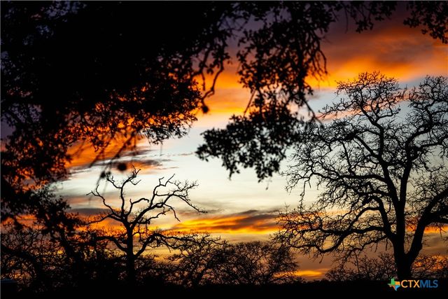 104 Longhorn Road, Stockdale, TX 78160