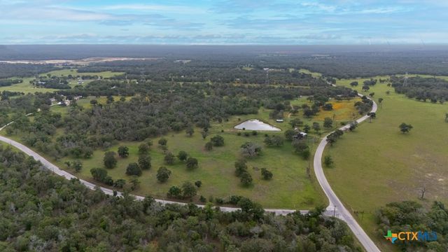 104 Longhorn Road, Stockdale, TX 78160