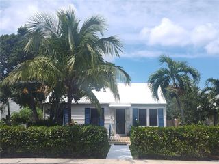 306 SW 1st Ave, Dania Beach, FL 33004