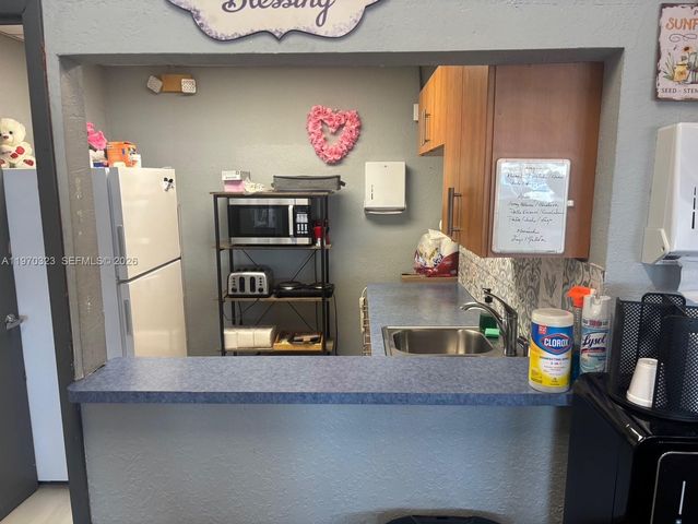 xxxxx W Flagler ST, Miami, FL 33174