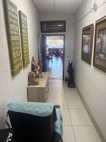 xxxxx W Flagler ST, Miami, FL 33174