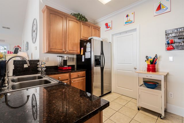 100 Birch N Coppice Dr Apt 9, Surfside Beach, SC 29575