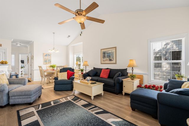 100 Birch N Coppice Dr Apt 9, Surfside Beach, SC 29575