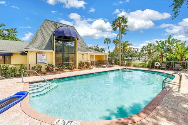 3001 58TH AVENUE S 315, St Petersburg, FL 33712