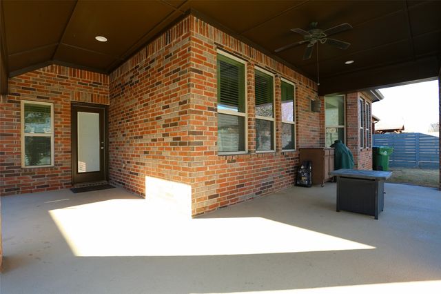 1104 3rd Street, Argyle, TX 76226