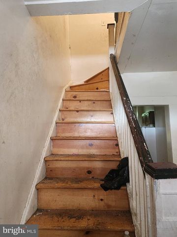 615 MONTPELIER ST, Baltimore, MD 21218