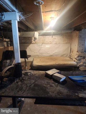 615 MONTPELIER ST, Baltimore, MD 21218