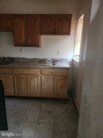 615 MONTPELIER ST, Baltimore, MD 21218