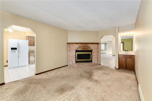 3431 Tudor Drive, Leavenworth, KS 66048