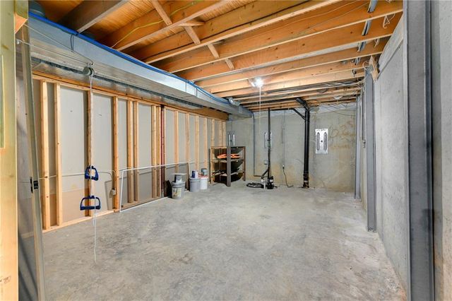 3431 Tudor Drive, Leavenworth, KS 66048