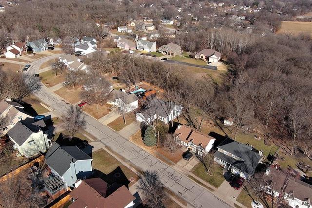 3431 Tudor Drive, Leavenworth, KS 66048