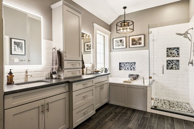 404 Fairway Bluff Drive, Wylie, TX 75098