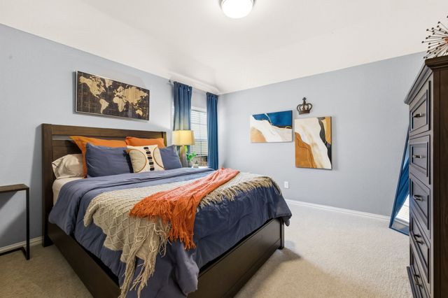 404 Fairway Bluff Drive, Wylie, TX 75098