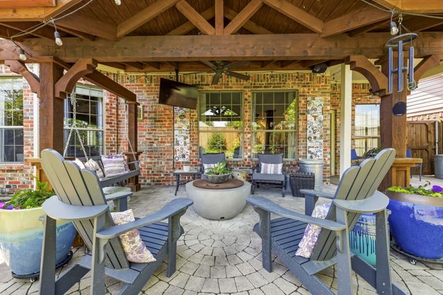 404 Fairway Bluff Drive, Wylie, TX 75098