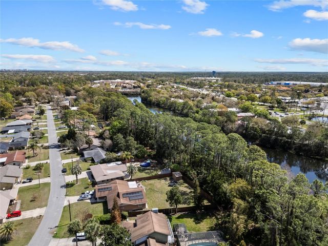 118 BEECHWOOD LANE, Palm Coast, FL 32137