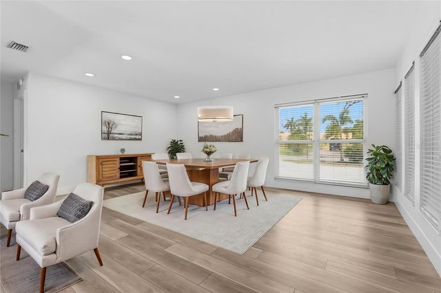 138 HOLLY AVENUE, Sarasota, FL 34243