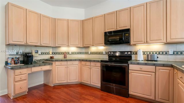 11859 Sanbourn Ct, West Palm Beach, FL 33412