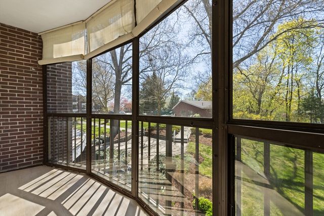 34 South St 202, Quincy, MA 02169