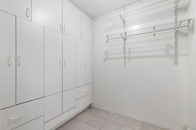 34 South St 202, Quincy, MA 02169