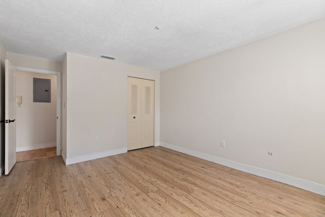 34 South St 202, Quincy, MA 02169