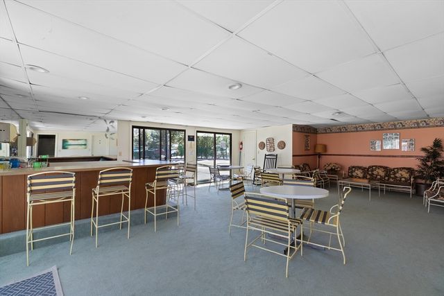 34 South St 202, Quincy, MA 02169