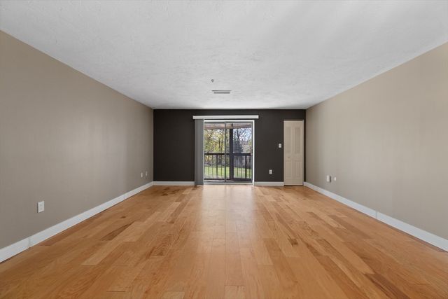 34 South St 202, Quincy, MA 02169