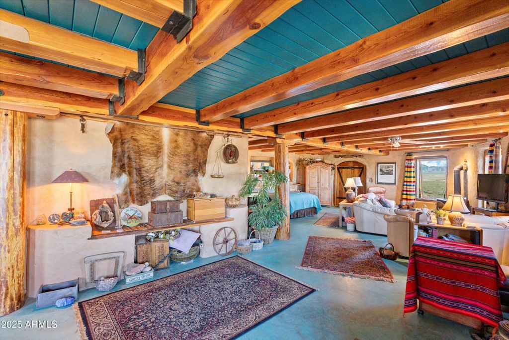 Image 28 of property listing at 69182 N Centennial Park Road, Salome, AZ 85348