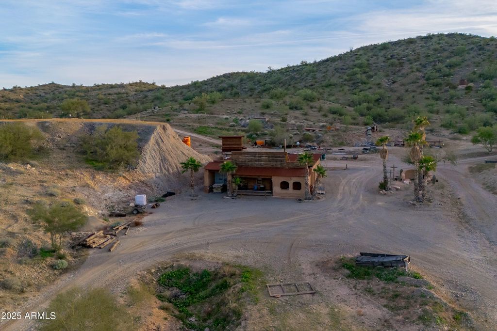 Image 52 of property listing at 69182 N Centennial Park Road, Salome, AZ 85348