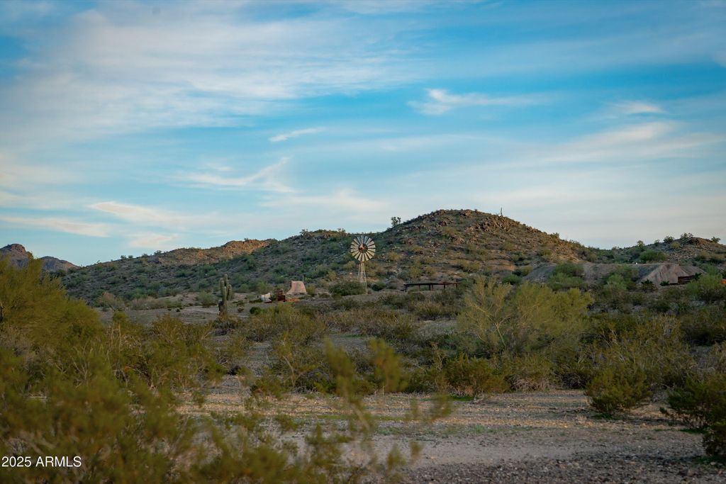 Image 67 of property listing at 69182 N Centennial Park Road, Salome, AZ 85348
